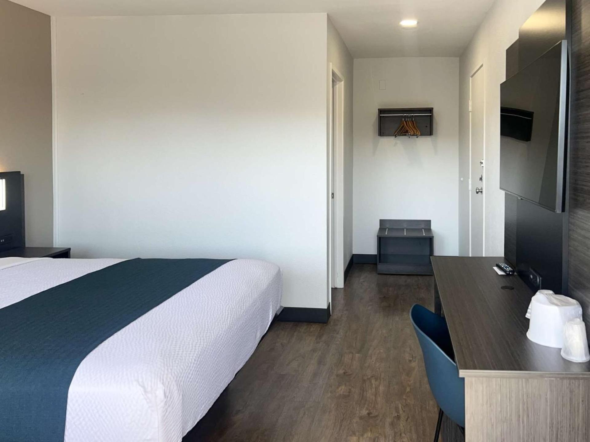 Motel 6-Tulare, Ca Экстерьер фото
