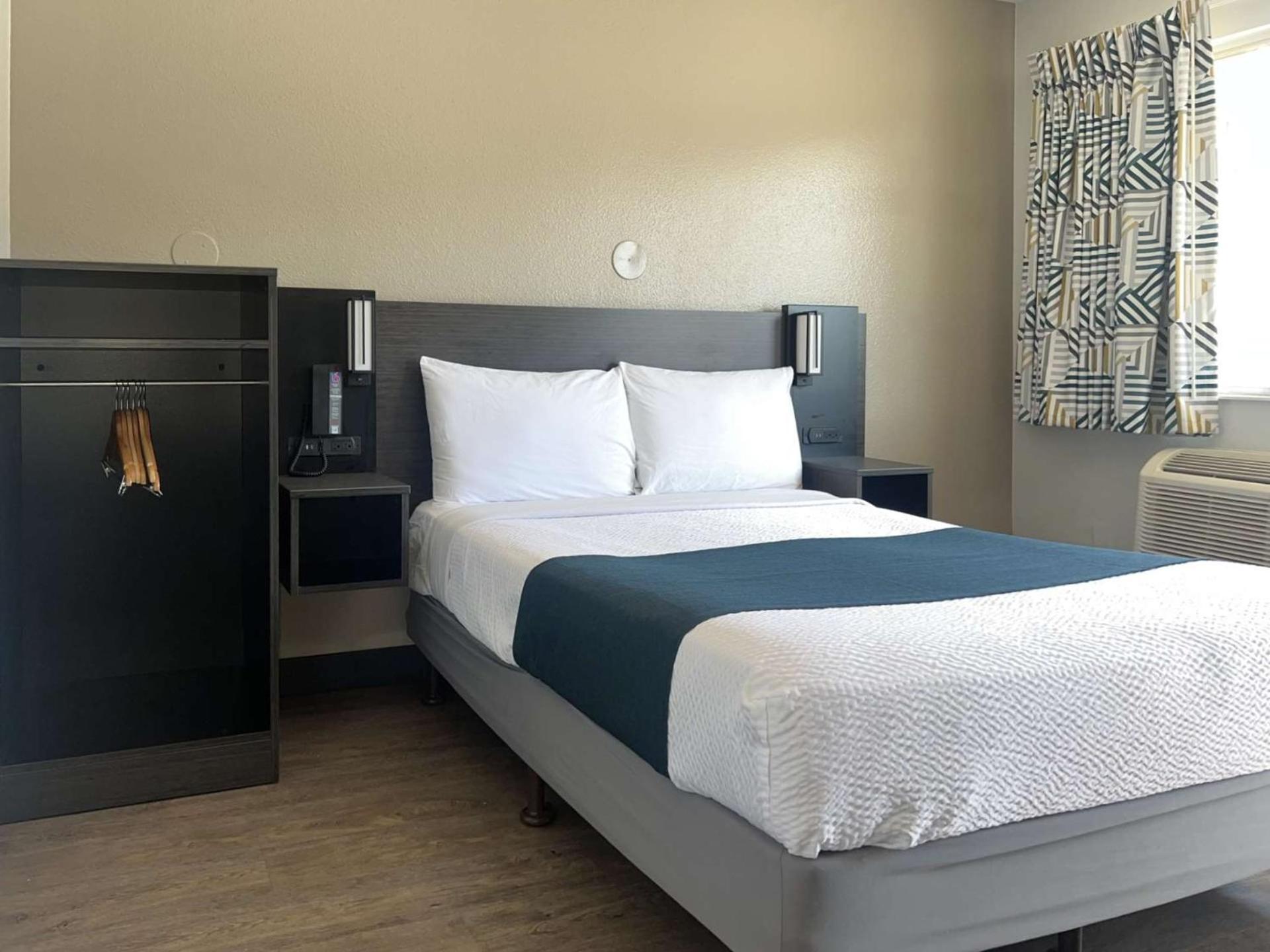 Motel 6-Tulare, Ca Экстерьер фото