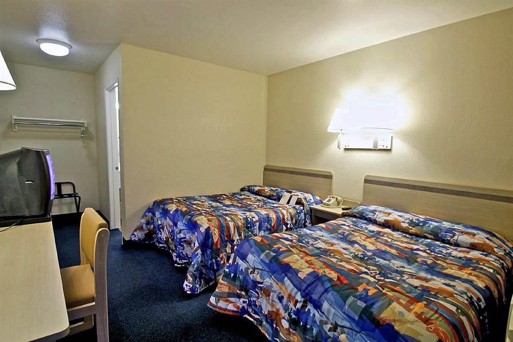 Motel 6-Tulare, Ca Экстерьер фото
