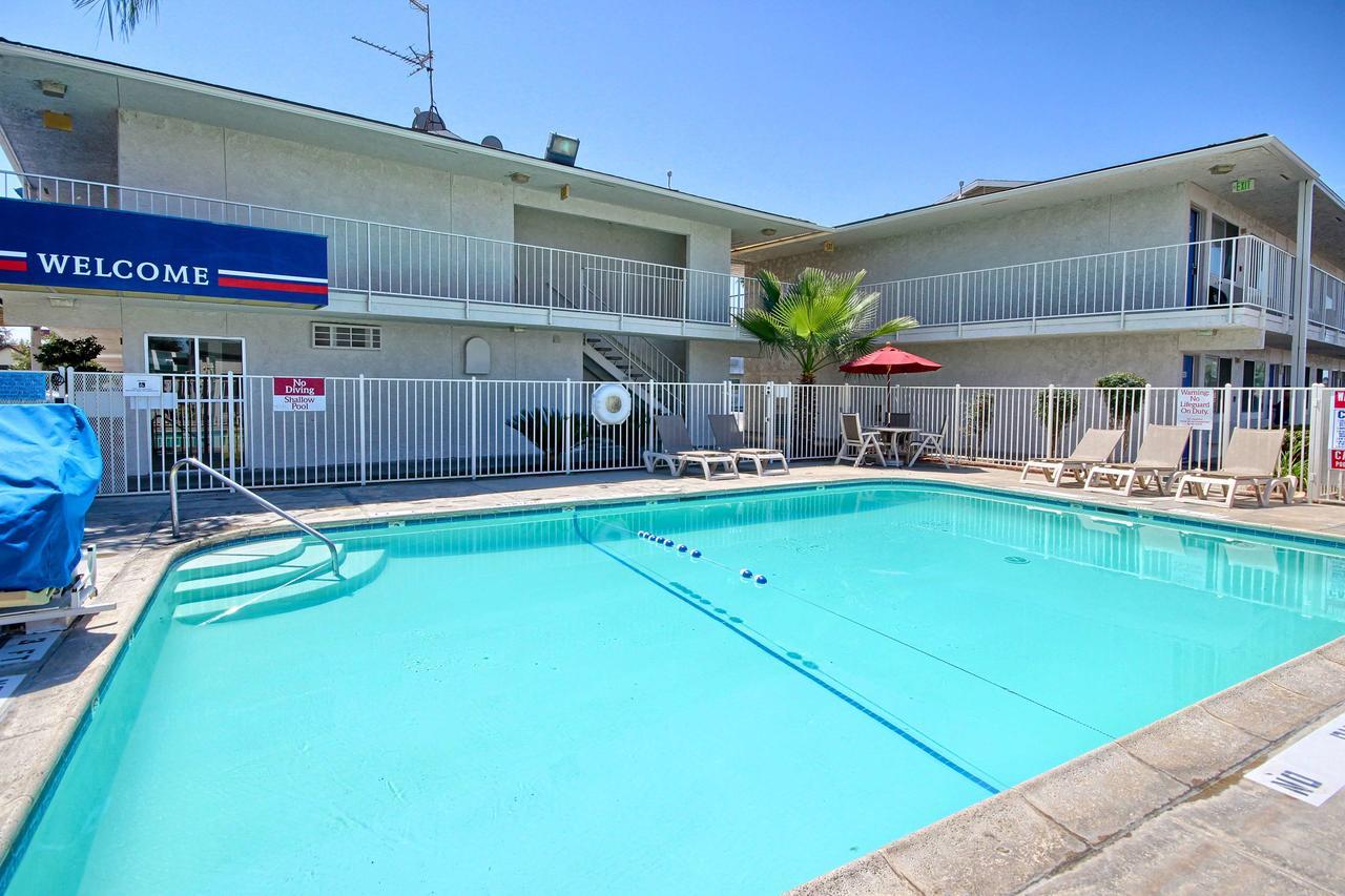 Motel 6-Tulare, Ca Экстерьер фото