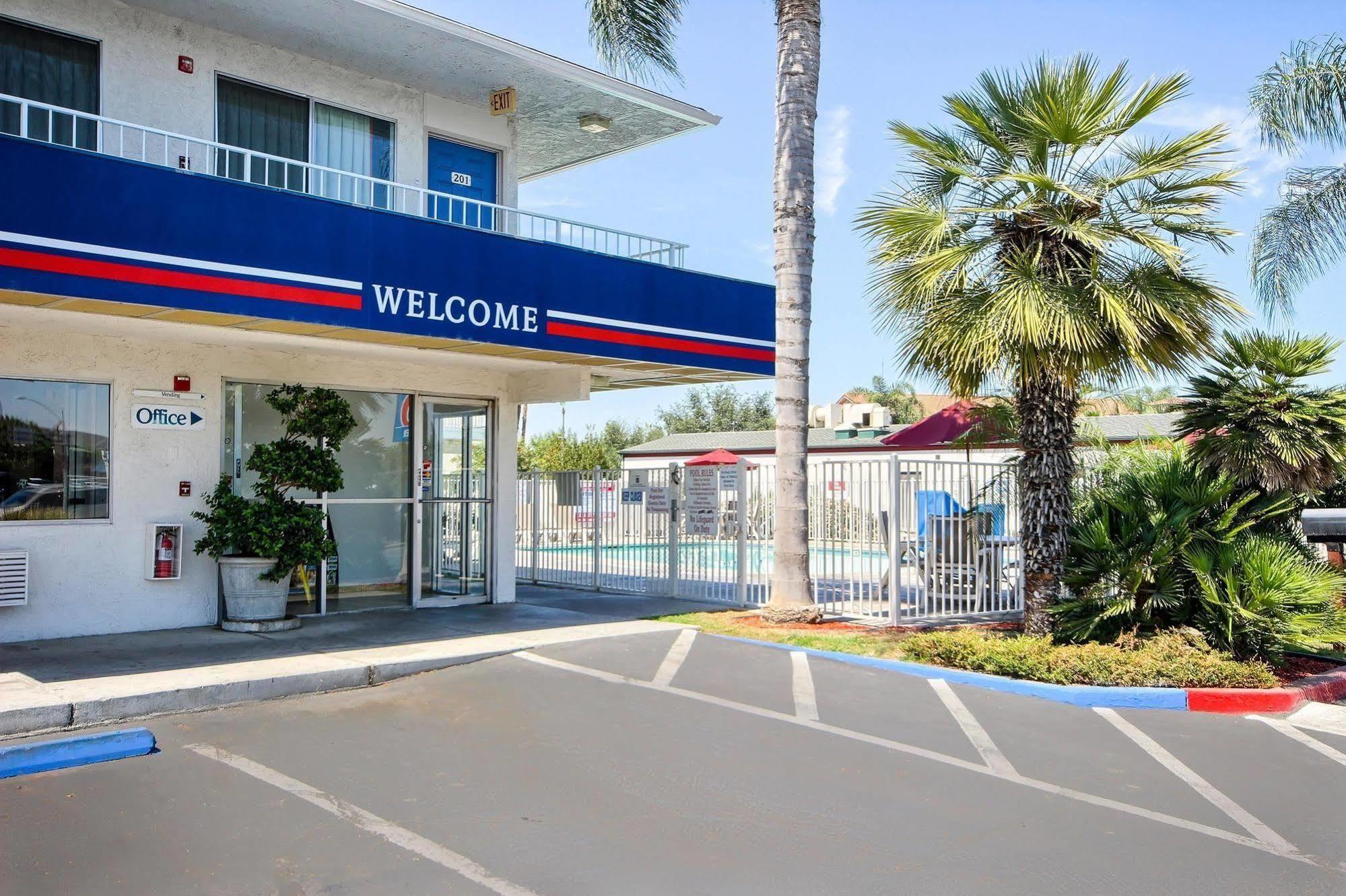 Motel 6-Tulare, Ca Экстерьер фото