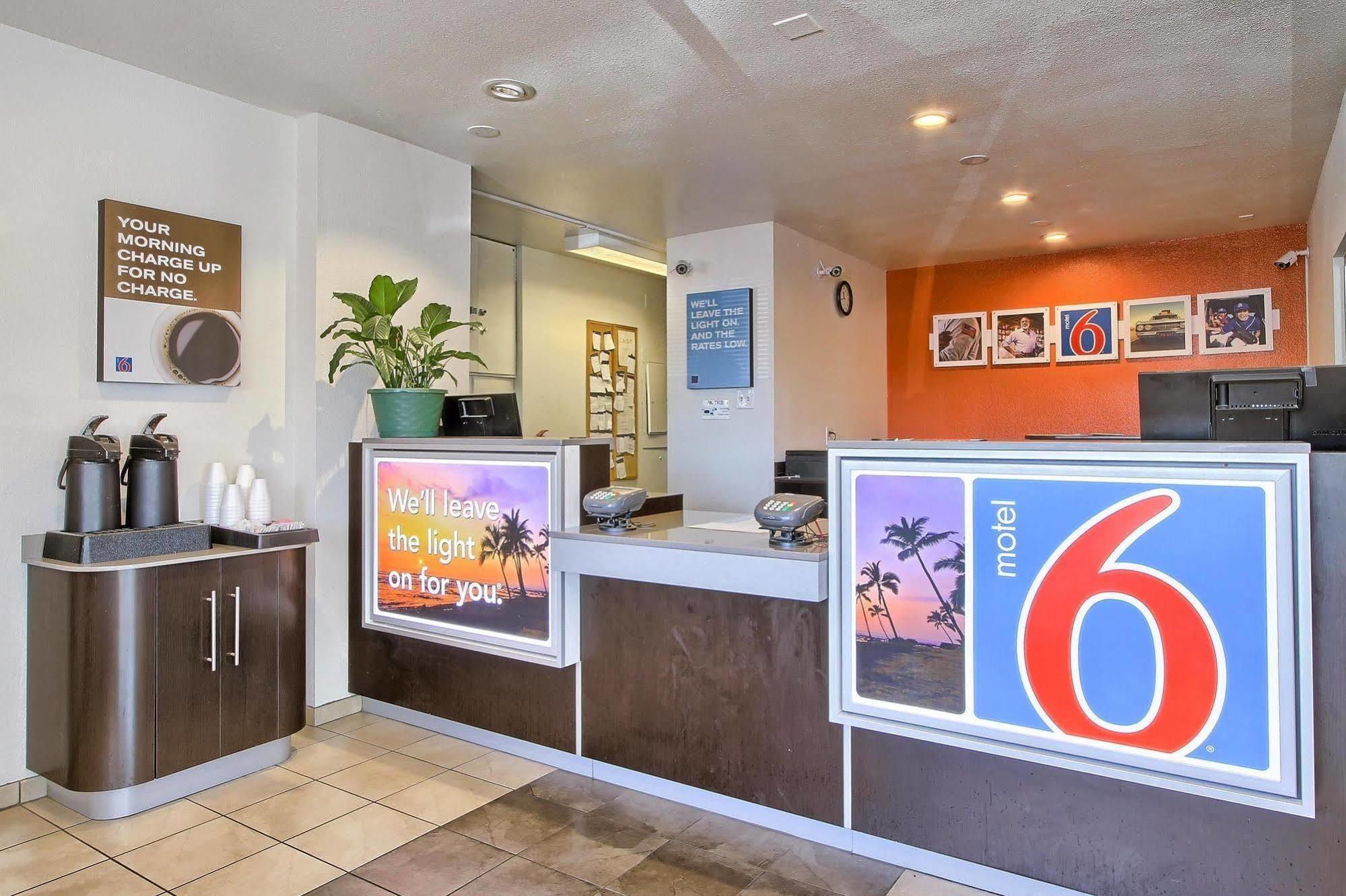 Motel 6-Tulare, Ca Экстерьер фото
