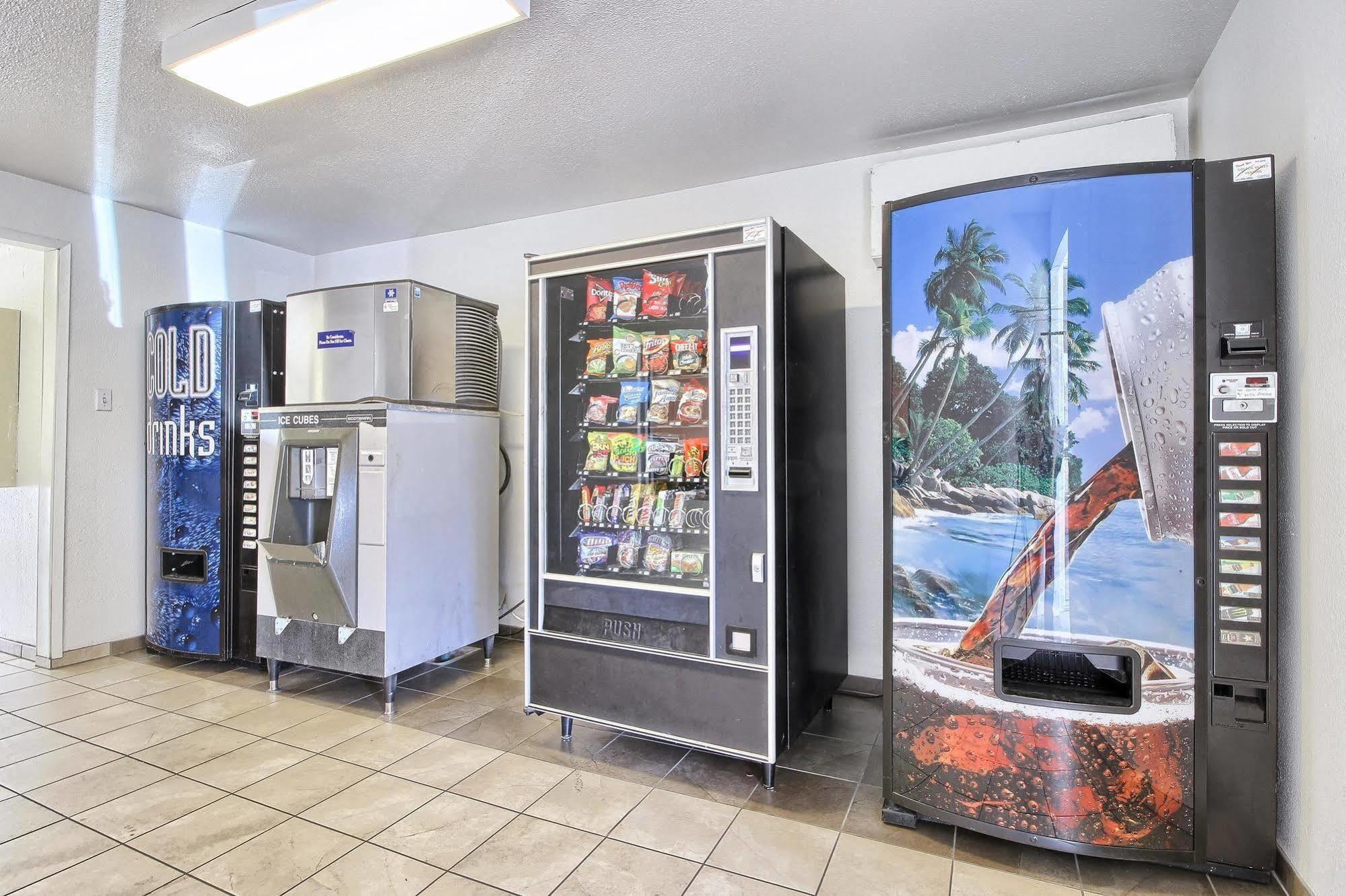 Motel 6-Tulare, Ca Экстерьер фото